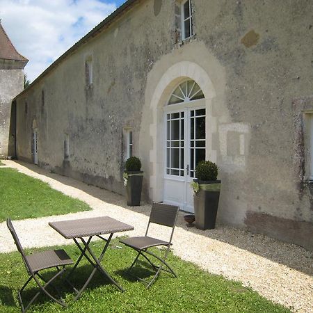 Bed and Breakfast Chateau De Puyrigaud Leoville Екстер'єр фото