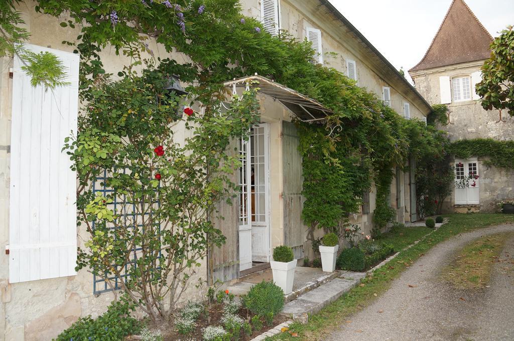 Bed and Breakfast Chateau De Puyrigaud Leoville Екстер'єр фото